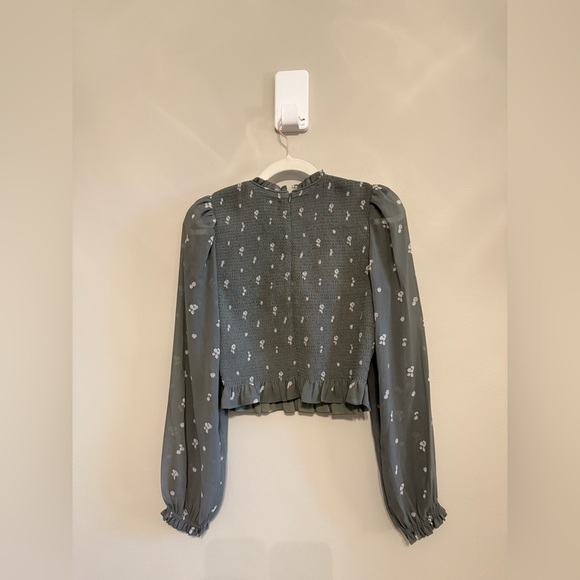 Aritzia Wilfred • Smocked Floral Long Sheer Puff Sleeve Blouse Sz M - Picture 10 of 10